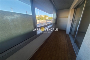 t3 à la vente -   13400  AUBAGNE, surface 66 m2 vente t3 - UBI439413689